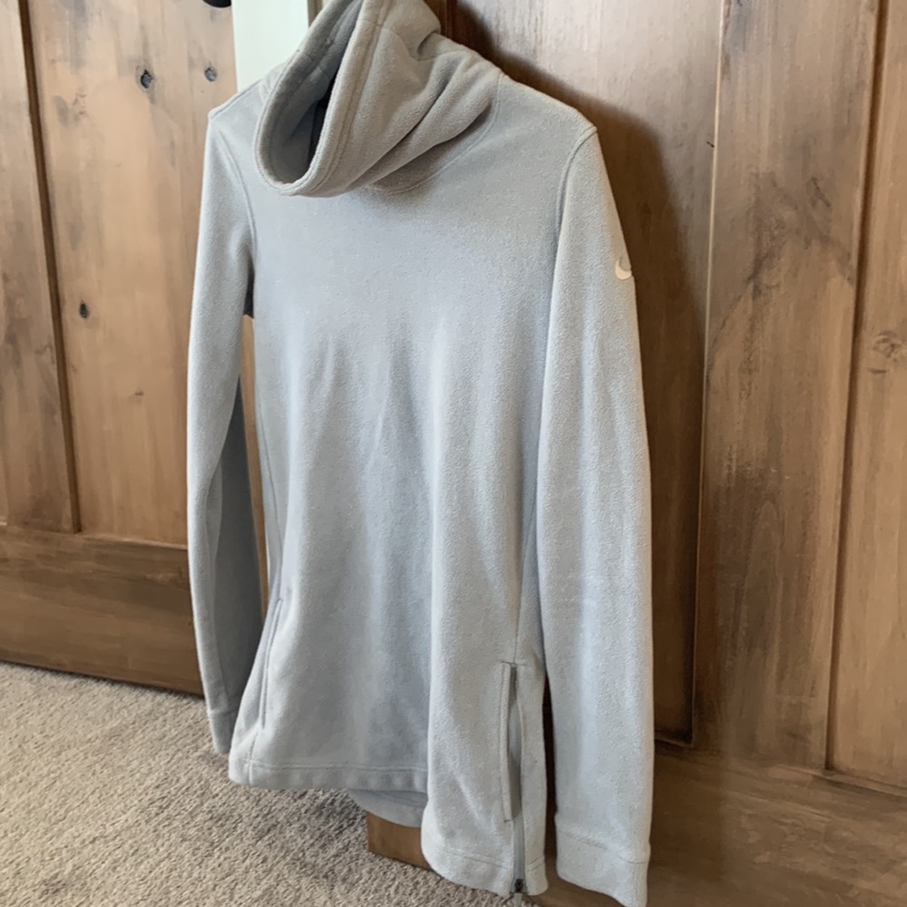 Nike Pull Over - Picture 11 of 11